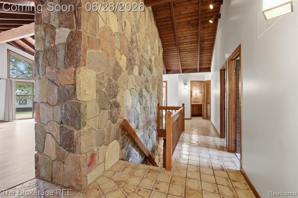 8475 Knox Road, Clarkston, MI 48348 — Photo 11