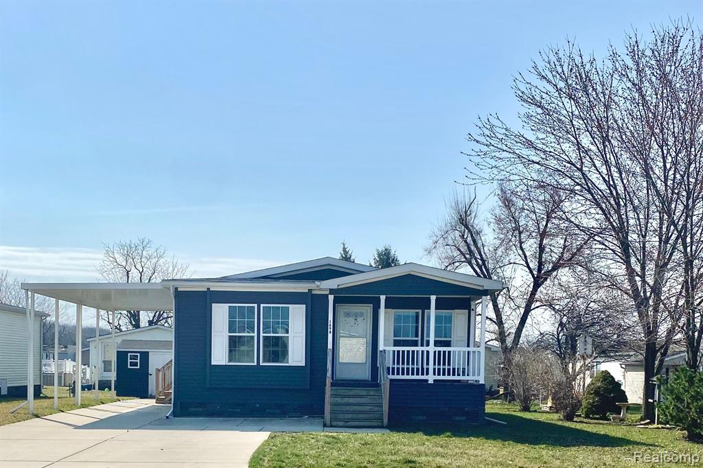 1698 SOLO Lane, Newport, MI 48166