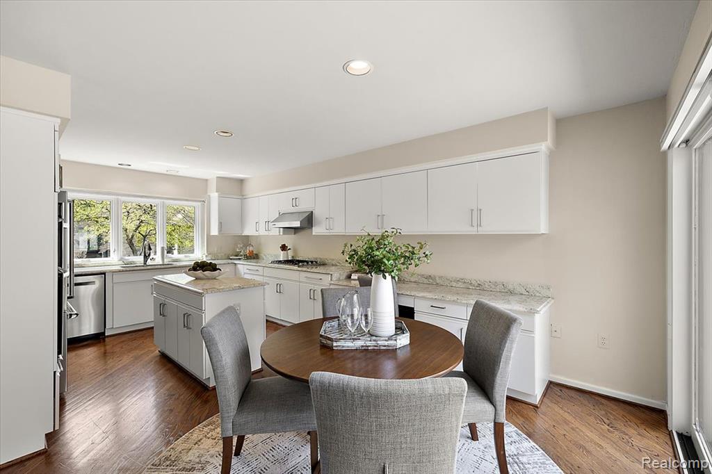 22025 Orchard Way, Beverly Hills, MI 48025 — Photo 9