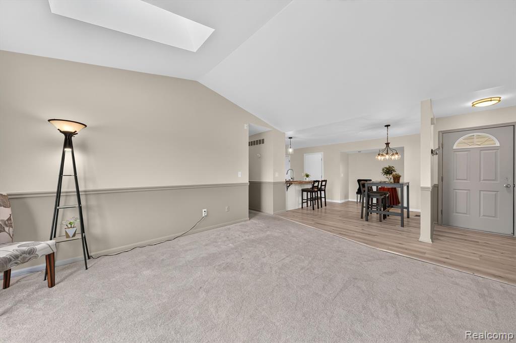 2011 Murray Street, Grand Blanc, MI 48439 — Photo 9