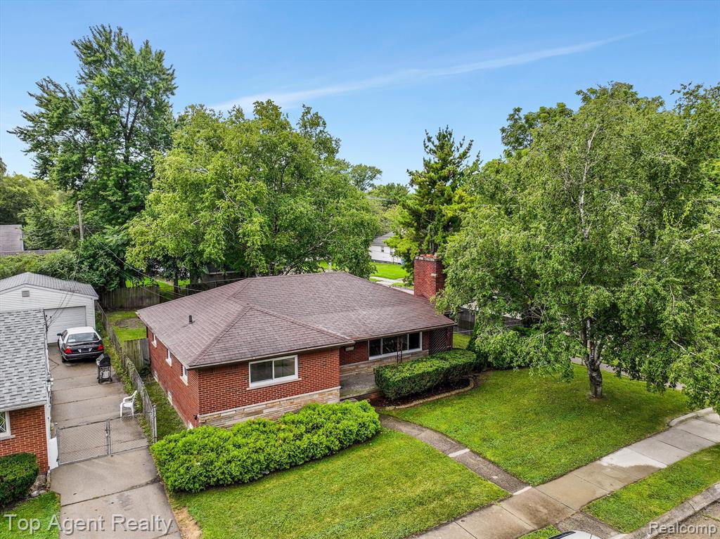 7206 YACHT Avenue, Warren, MI 48091 — Photo 4