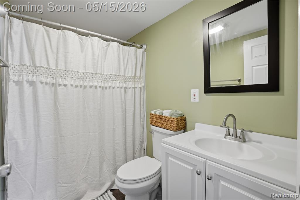6141 Sandy Lane N, Burton, MI 48519 — Photo 21