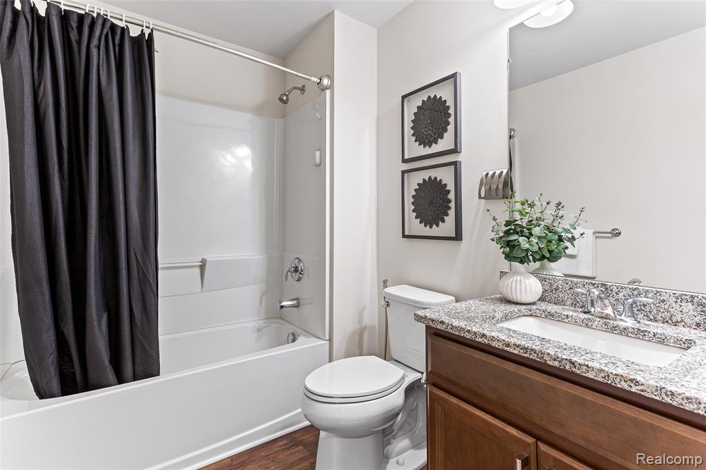 6409 S Trailwoods Drive, Ann Arbor, MI 48103 — Photo 35