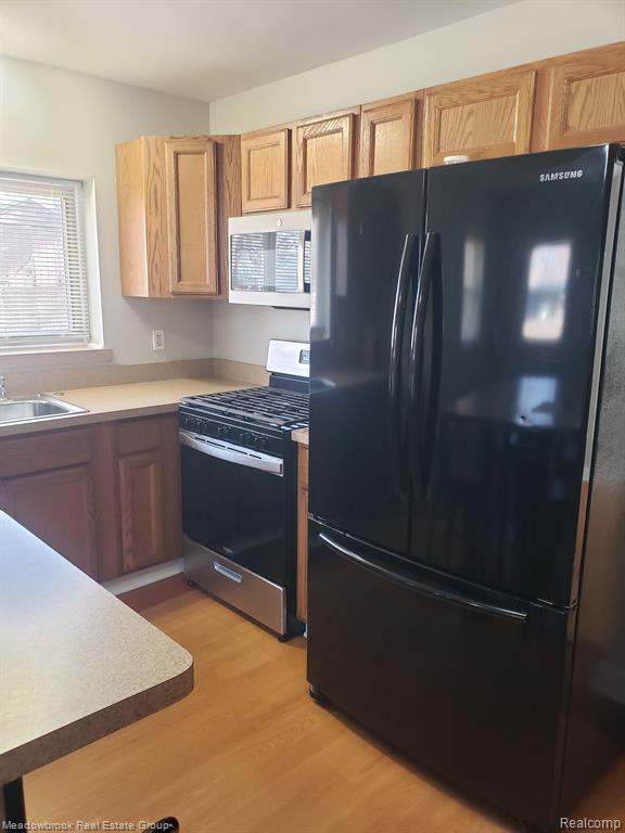 730 HIGHLANDER Street, Lake Orion, MI 48362 — Photo 10