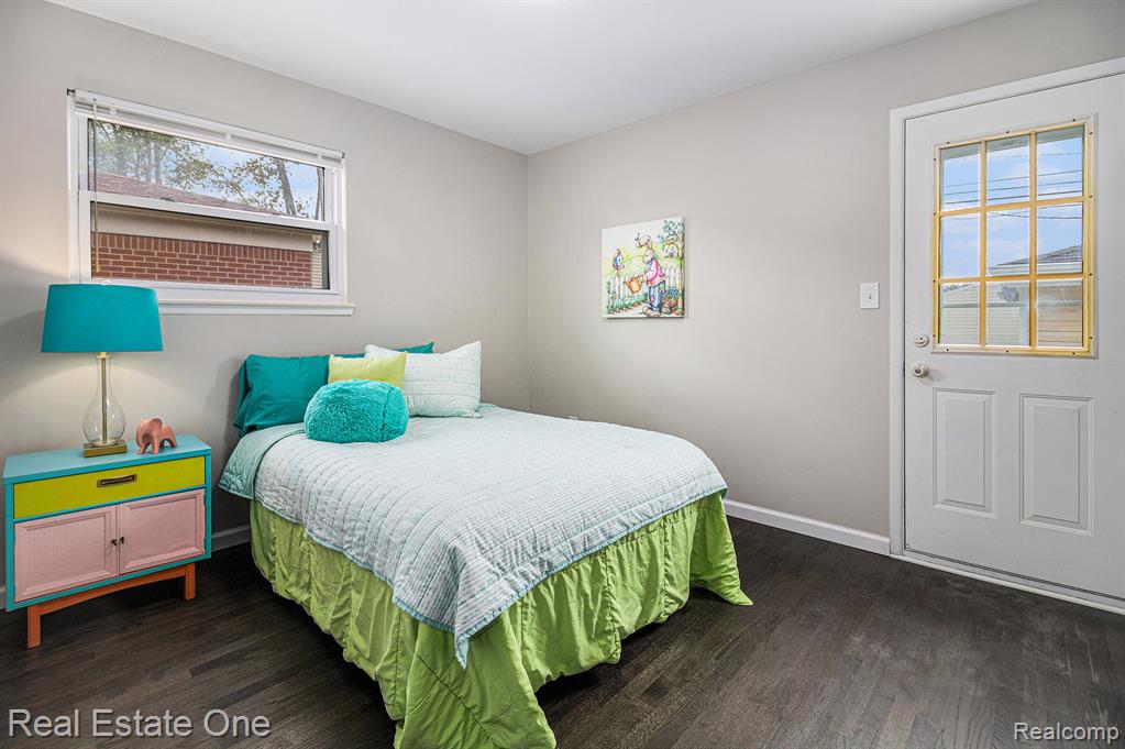 669 Highland Avenue, Lincoln Park, MI 48146 — Photo 16