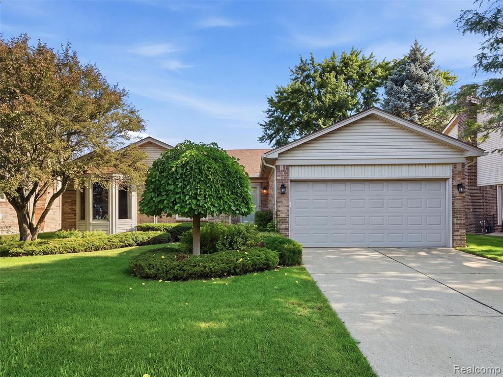 20731 Truax Lane, Clinton Twp, MI 48038