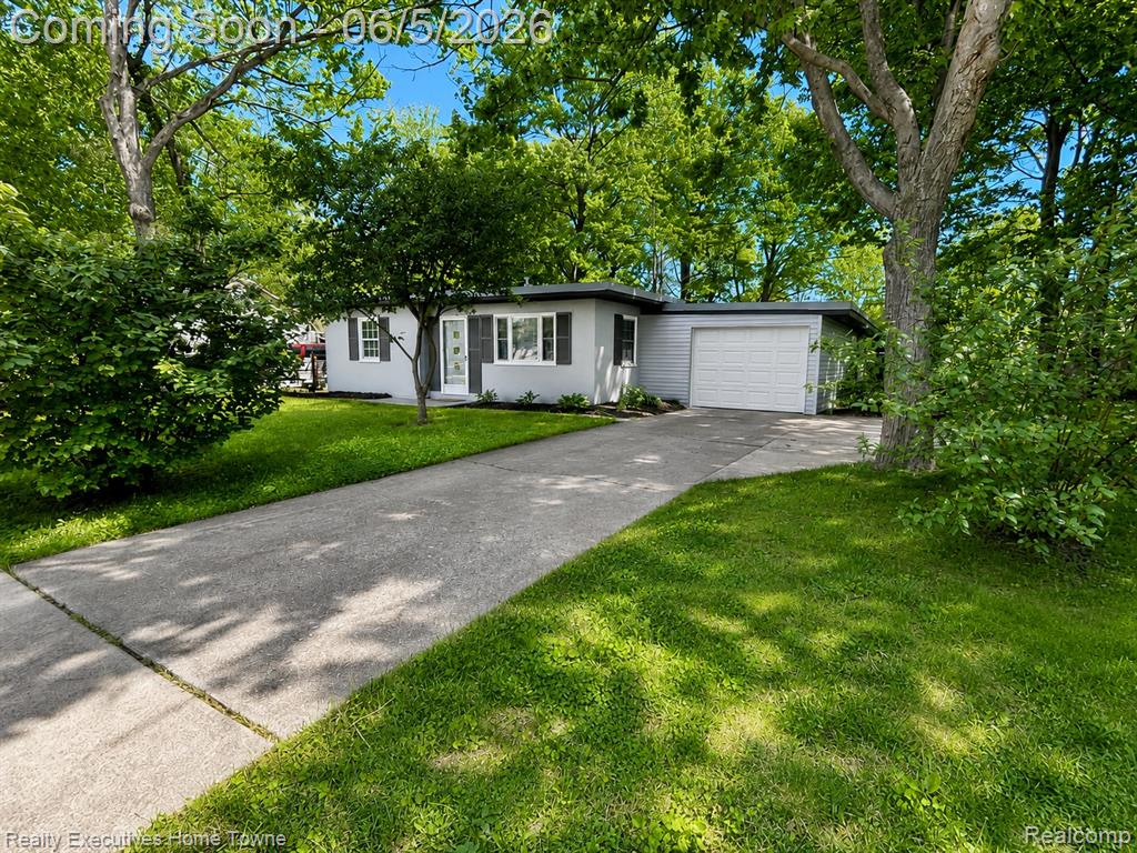 2914 Sturges Street, Port Huron, MI 48060 — Photo 2