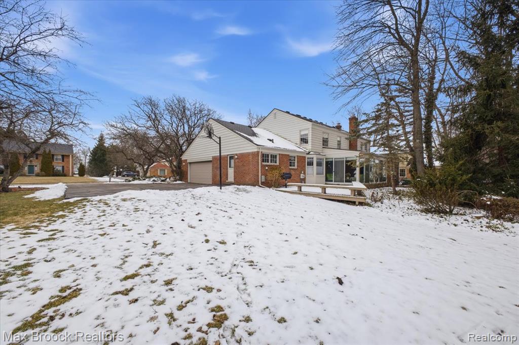 5956 Pinecroft Drive, West Bloomfield, MI — Photo 42