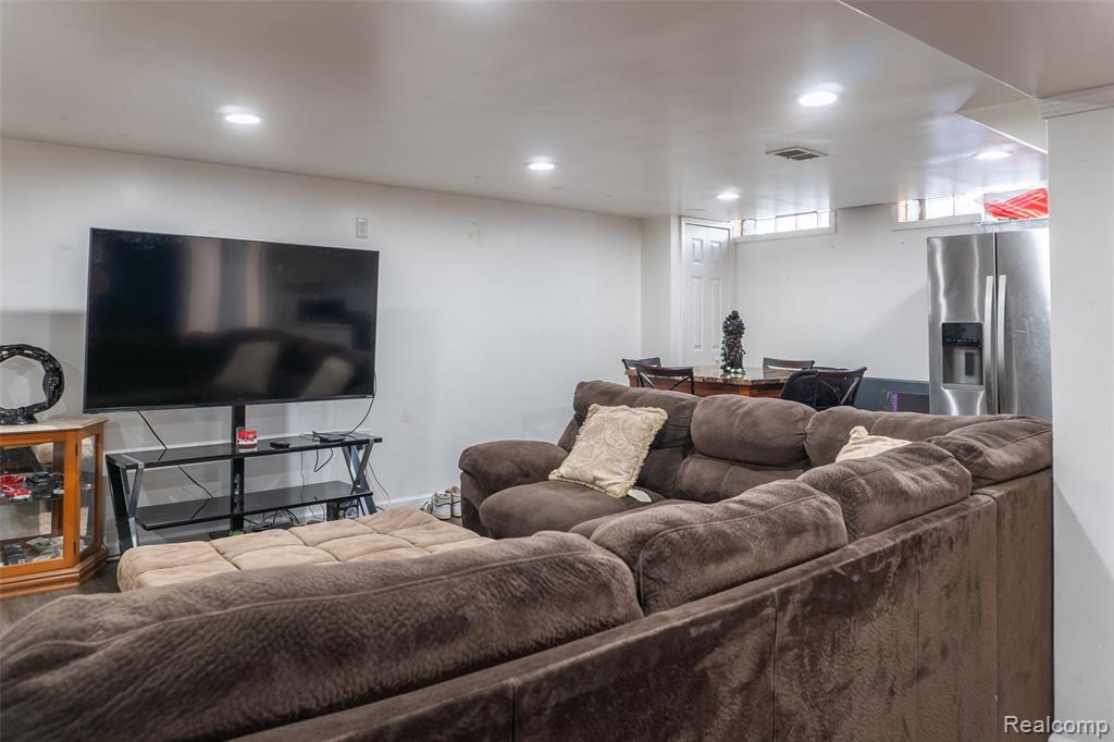 9568 Crosley, Redford, MI 48239 — Photo 33