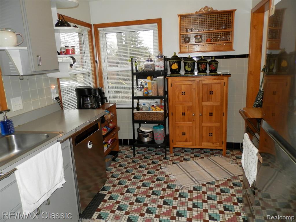 9209 Hemingway, Redford, MI 48239 — Photo 10