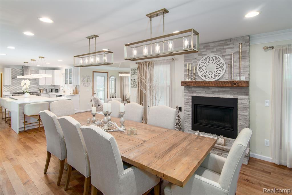 8714 GLEN HAVEN Drive, Howell, MI 48843 — Photo 13