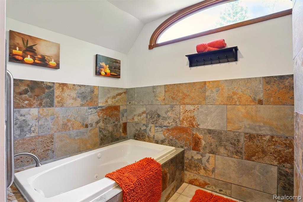 5960 Kidder Road, Almont, MI 48003 — Photo 17