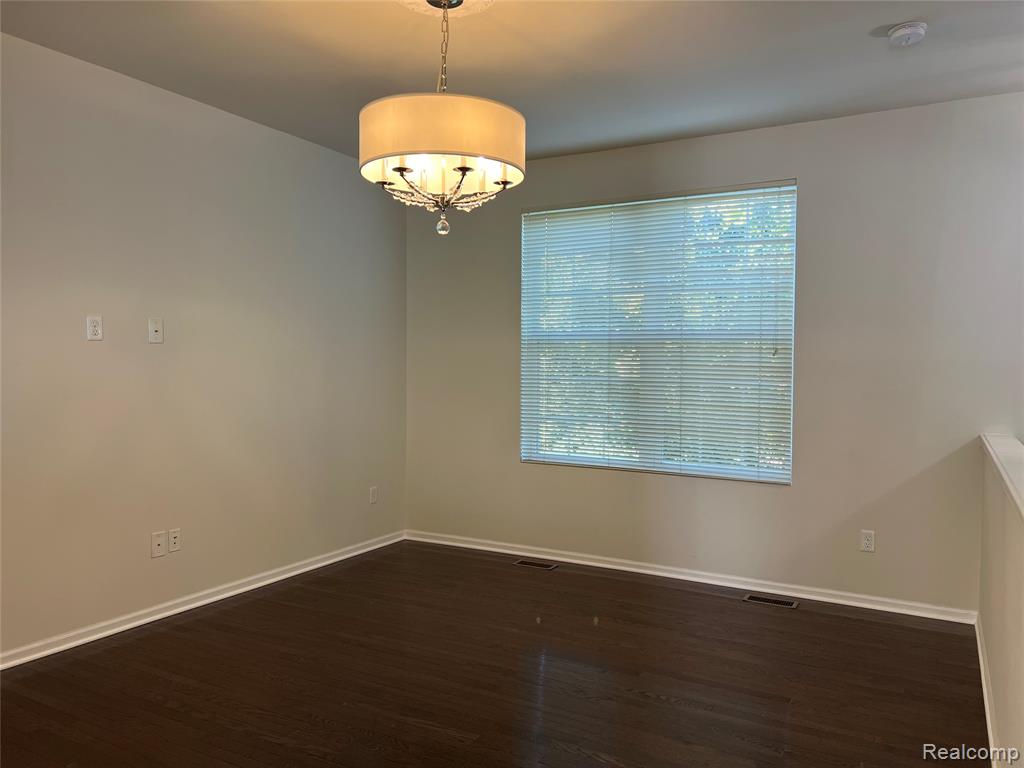 44474 Gwinnett Loop, Novi, MI — Photo 28