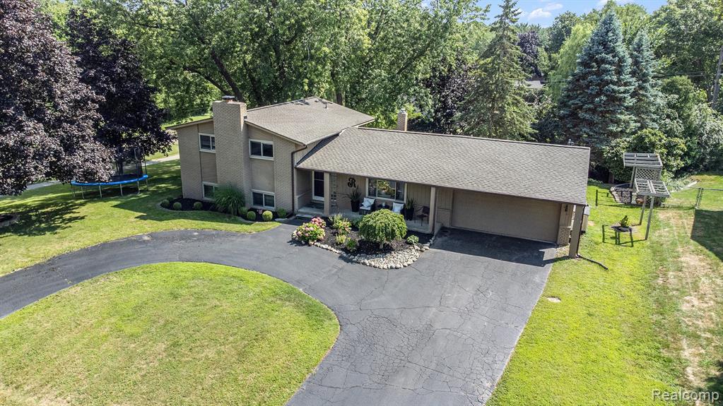 6507 Amy Drive, Clarkston, MI 48348 — Photo 2