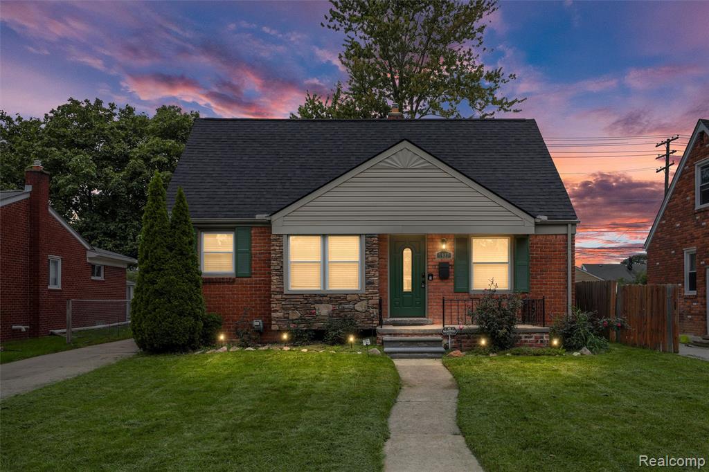 1827 Ellwood Avenue, Berkley, MI 48072