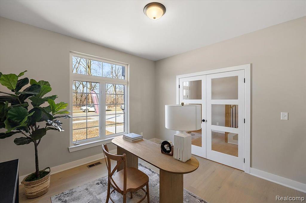 45166 TWIN RIVER Drive, Macomb, MI 48044 — Photo 37