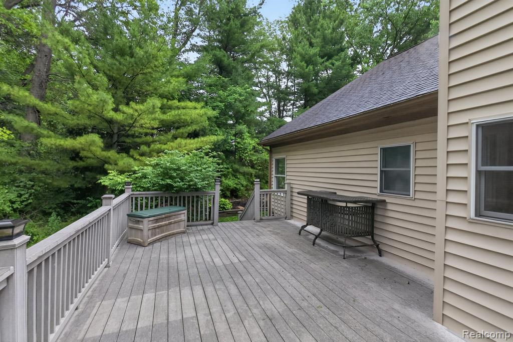 7943 Debora Drive, Brighton, MI 48114 — Photo 23