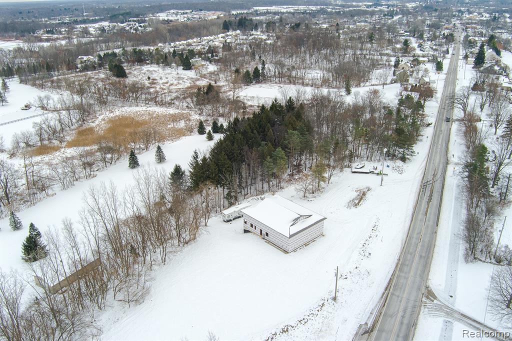 9525 Hegel Road, Goodrich Vlg, MI — Photo 16