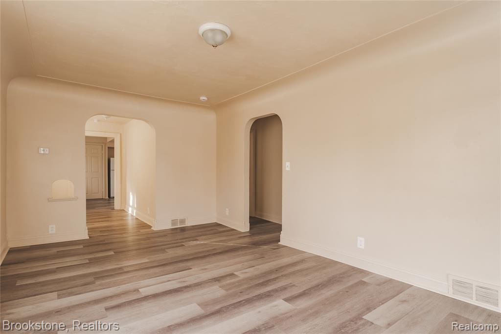 103 W Cornell Avenue, Pontiac, MI 48340 — Photo 7