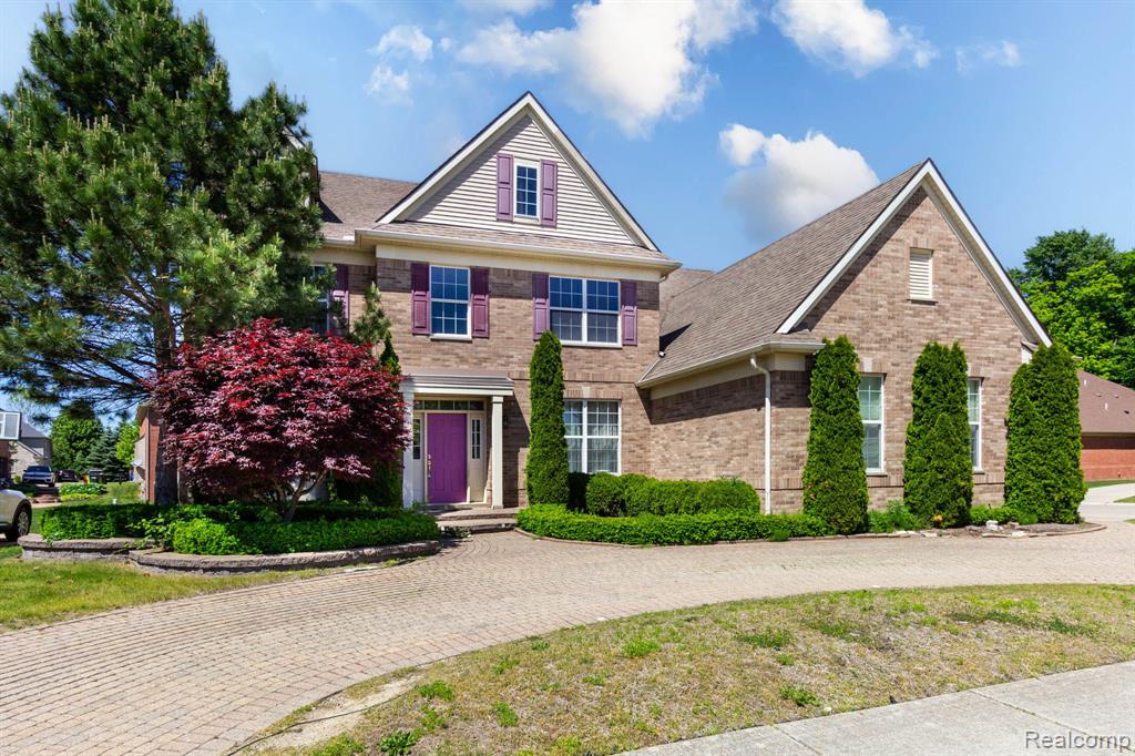 42575 Silverwood Drive, Sterling Heights, MI 48314 — Photo 2