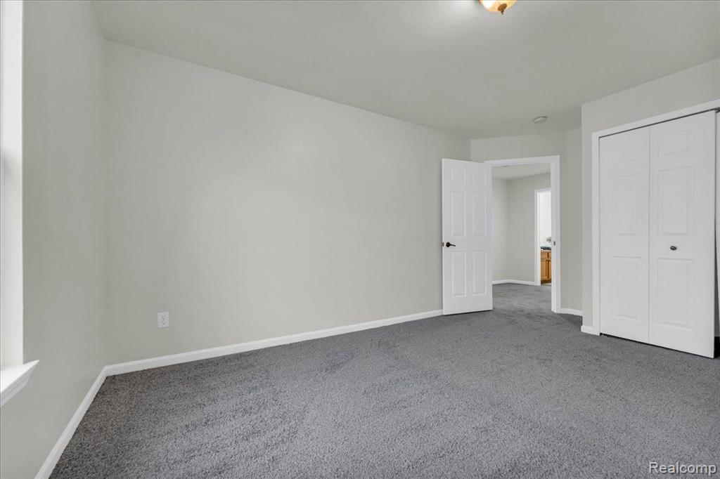 13632 COUNTRY WALK Boulevard, Van Buren, MI 48111 — Photo 36