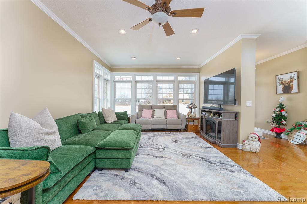 4695 Emerald Valley Loop, Fowlerville, MI 48836 — Photo 6