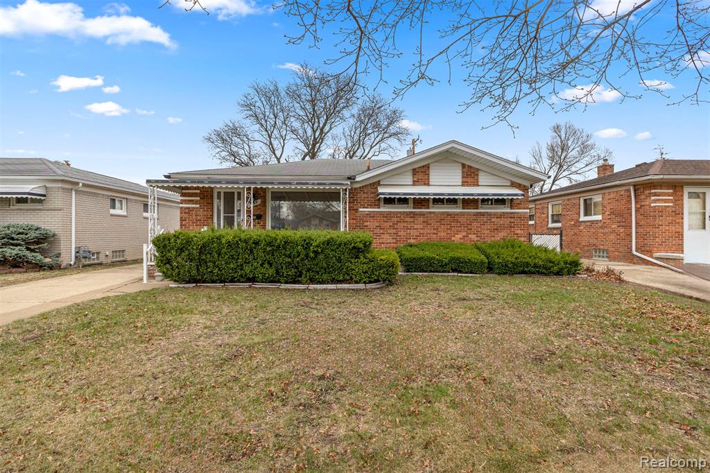 462 Clair Street, Garden City, MI — front exterior