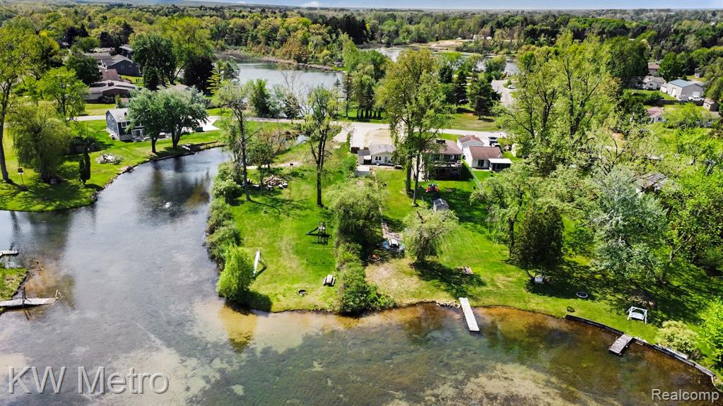 657 Dunleavy Drive, Highland, MI 48356 — Photo 30