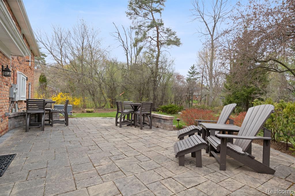 815 GREAT OAKS Drive, Bloomfield Hills, MI 48304 — Photo 43
