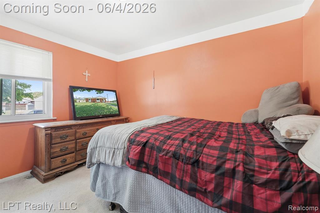 18181 Winwood Court, Brownstown, MI 48193 — Photo 14