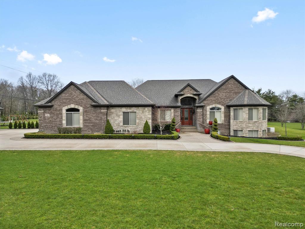 3960 HARVEST CREEK Court, Rochester, MI 48306 — Photo 3