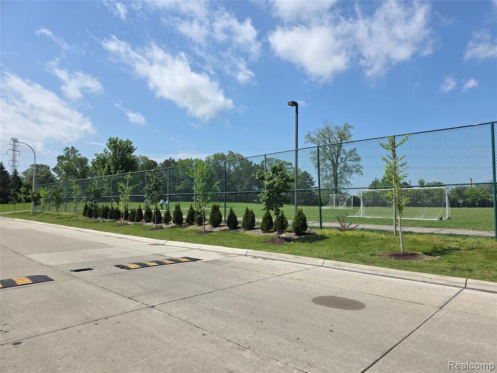 5858 Reuter Street, Dearborn, MI 48126 — Photo 5