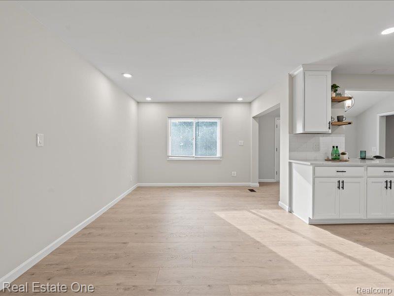6407 Buxton Court, West Bloomfield, MI — Photo 9