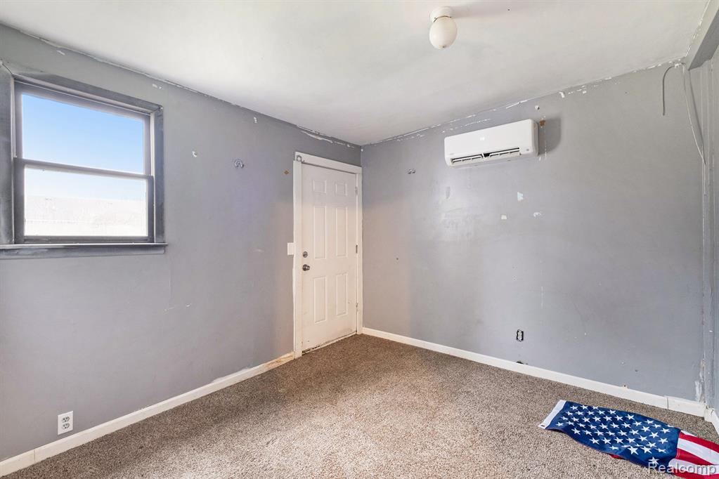 4138 Lapeer Road, Burton, MI 48509 — Photo 20