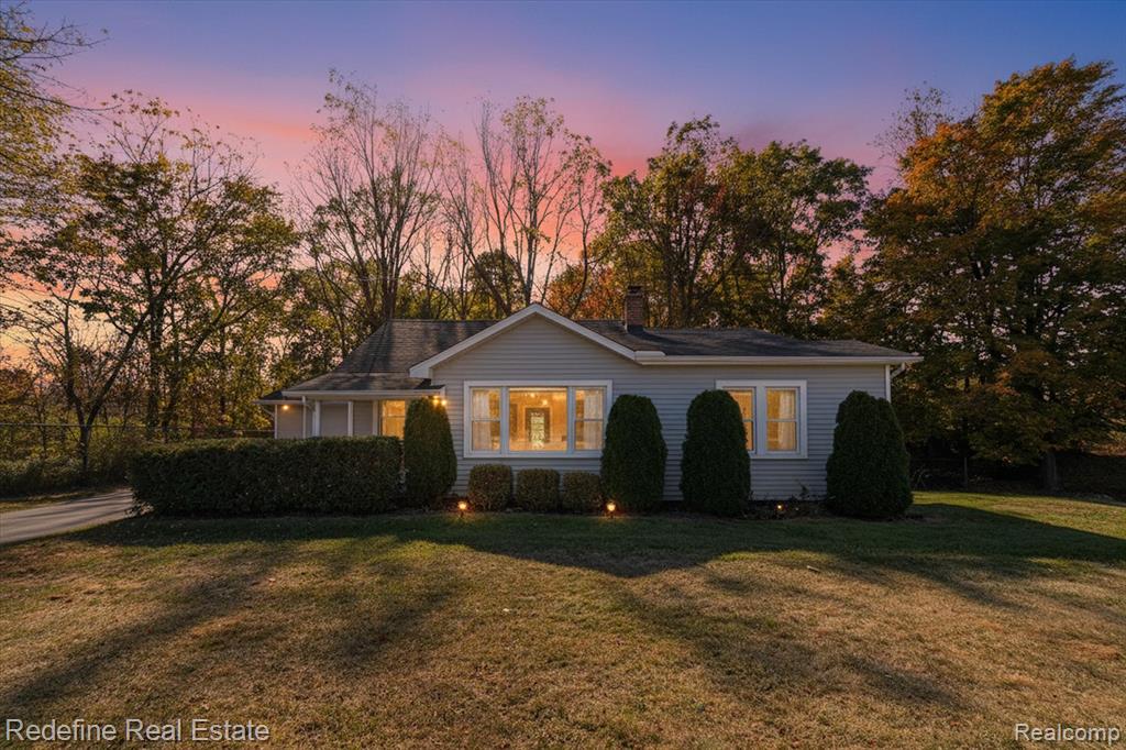 48385 8 Mile Road, Northville, MI 48167 — front exterior