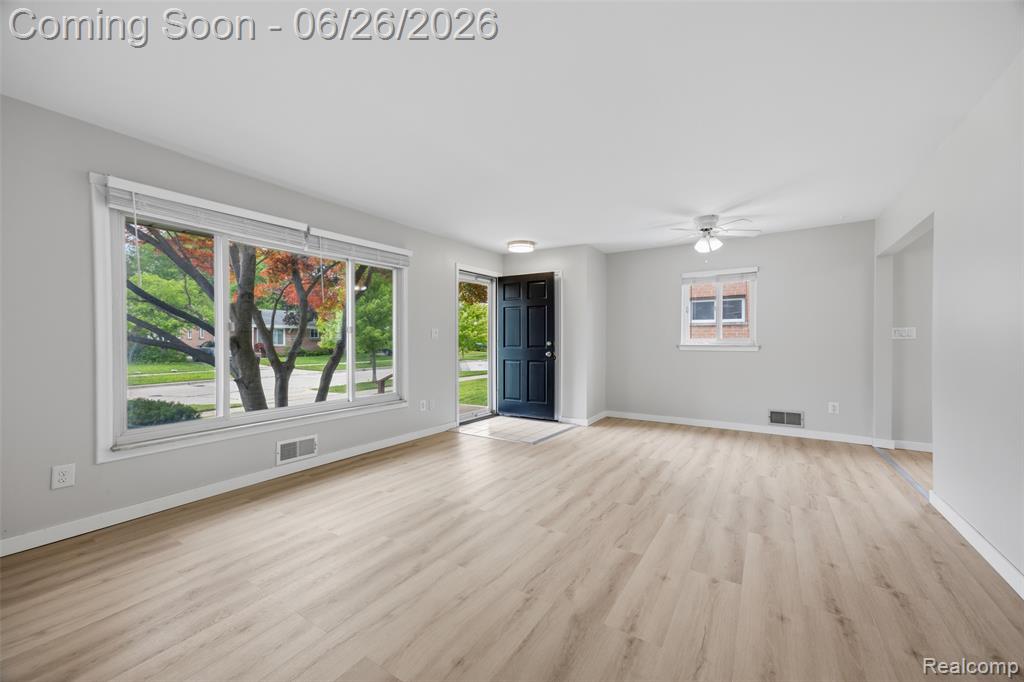 8250 Shari Drive, Westland, MI — Photo 3