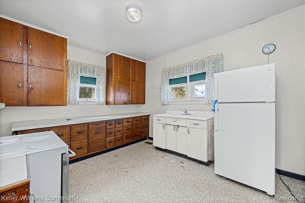 11098 Oelke Road, Maybee, MI — Photo 15