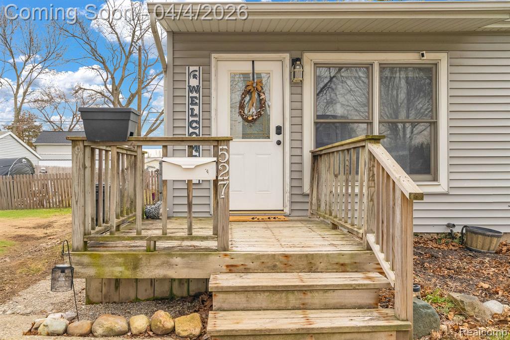 527 Turrill Avenue, Lapeer, MI 48446 — Photo 5