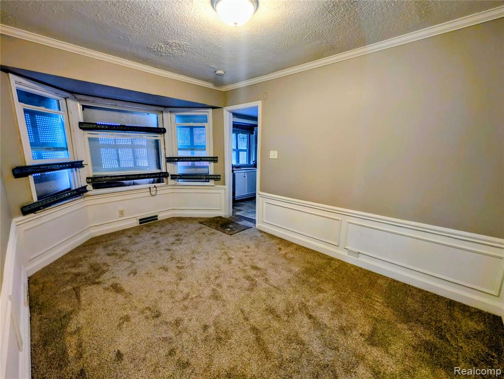4715 BUCKINGHAM Avenue, Detroit, MI 48224 — Photo 4