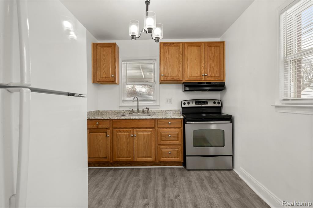 4721 Jackson Street, Dearborn Heights, MI 48125 — Photo 10