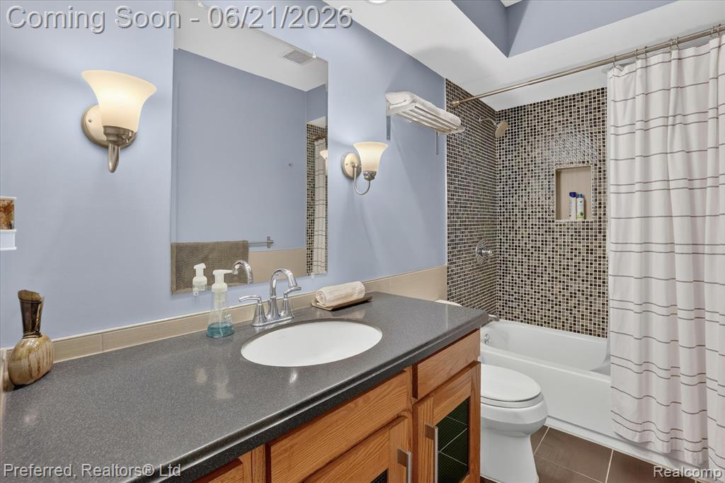 9065 E Richfield Road, Davison, MI 48423 — Photo 25