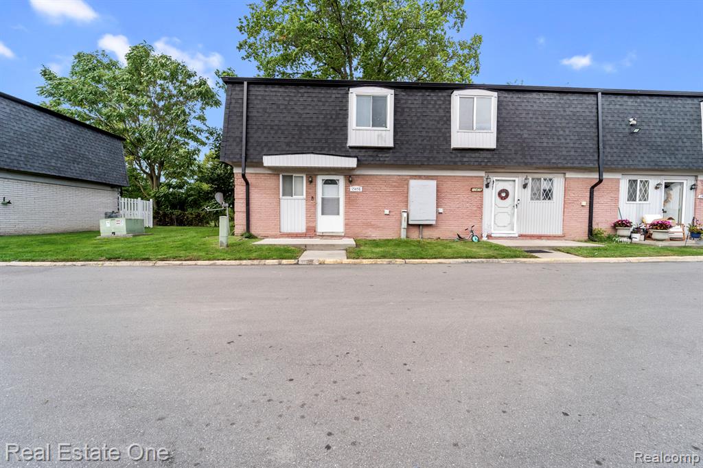 15458 Dupage Boulevard, Taylor, MI 48180