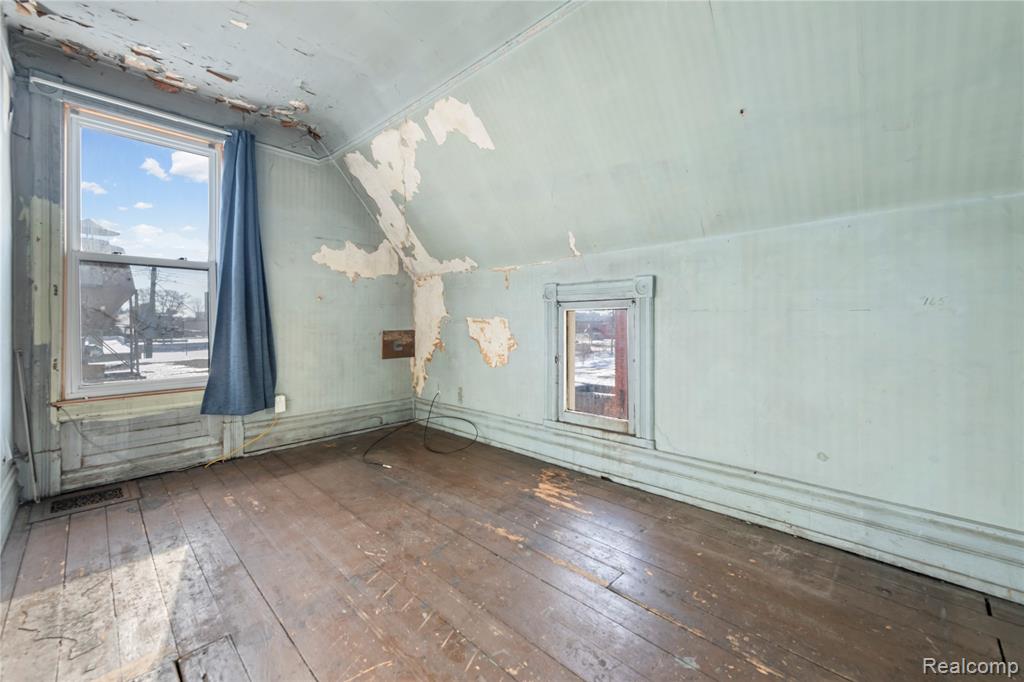 3003 E Grand Boulevard, Detroit, MI 48202 — Photo 21