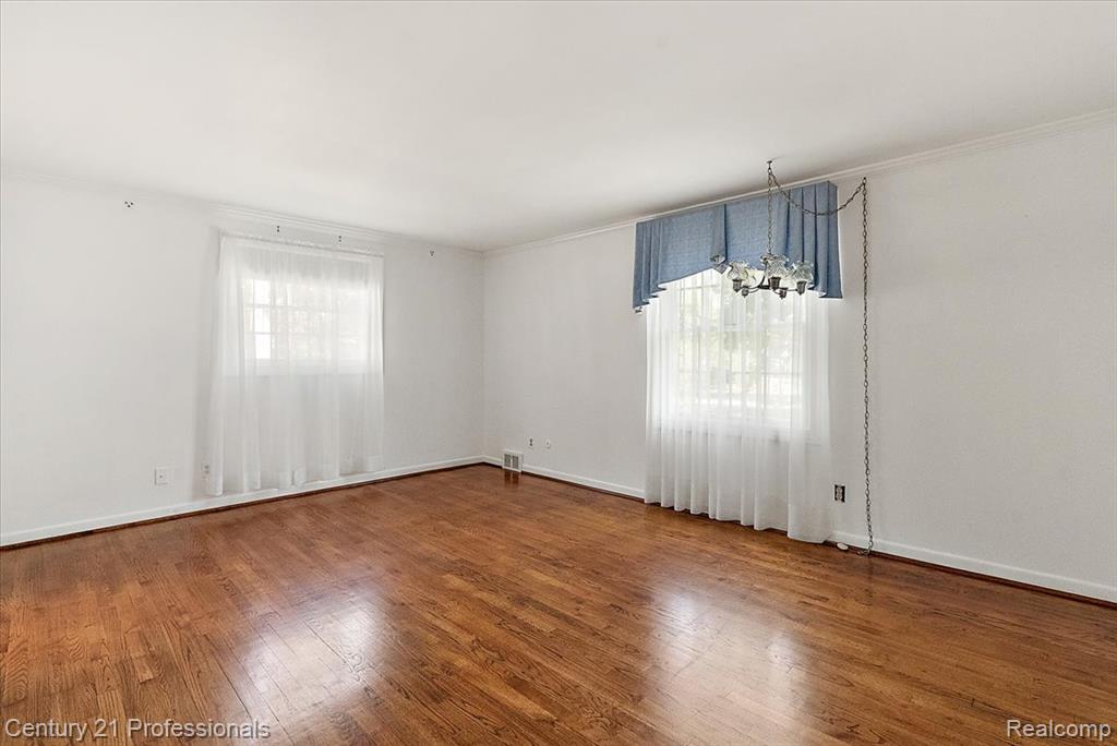 633 Foxhall Road, Bloomfield Hills, MI 48304 — Photo 42