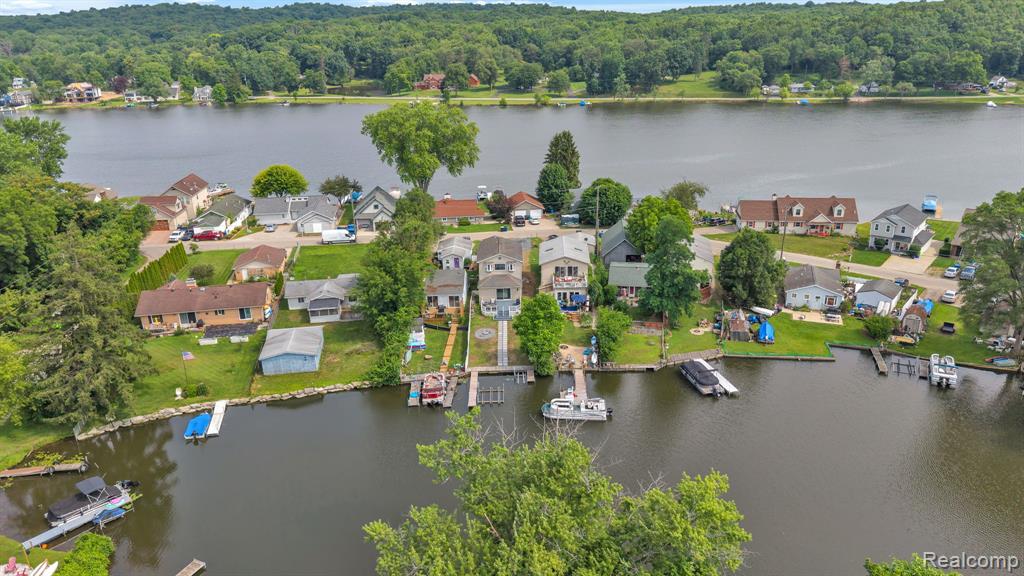 8963 Tackles Drive, White Lake, MI — Photo 24