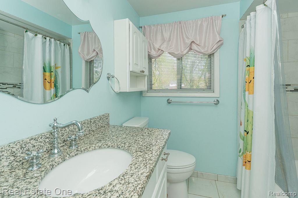 53416 Bellamine Drive, Shelby Twp, MI 48316 — Photo 30