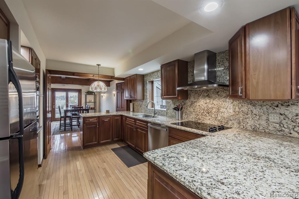 9149 LONGCROFT Drive, White Lake, MI — Photo 27