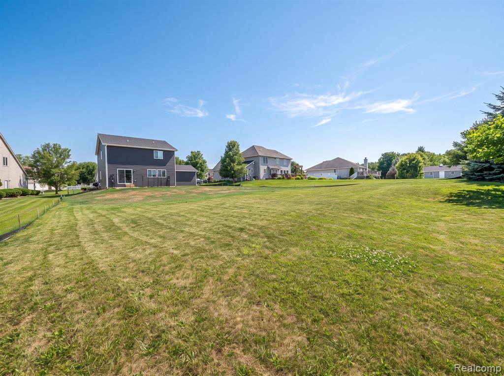 410 Settlers Cove, Tecumseh, MI 49286 — Photo 38