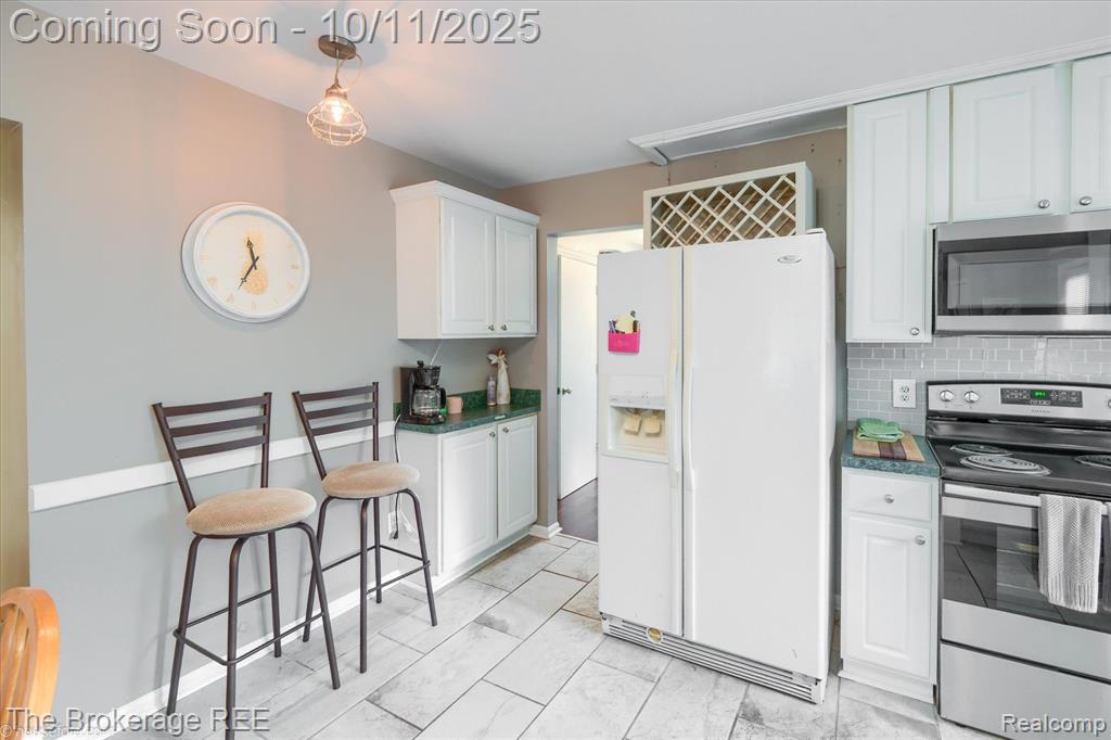 5241 Drayton Road, Clarkston, MI — Photo 13