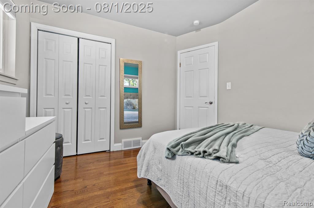 6140 Plainfield Street, Dearborn Heights, MI 48127 — Photo 13